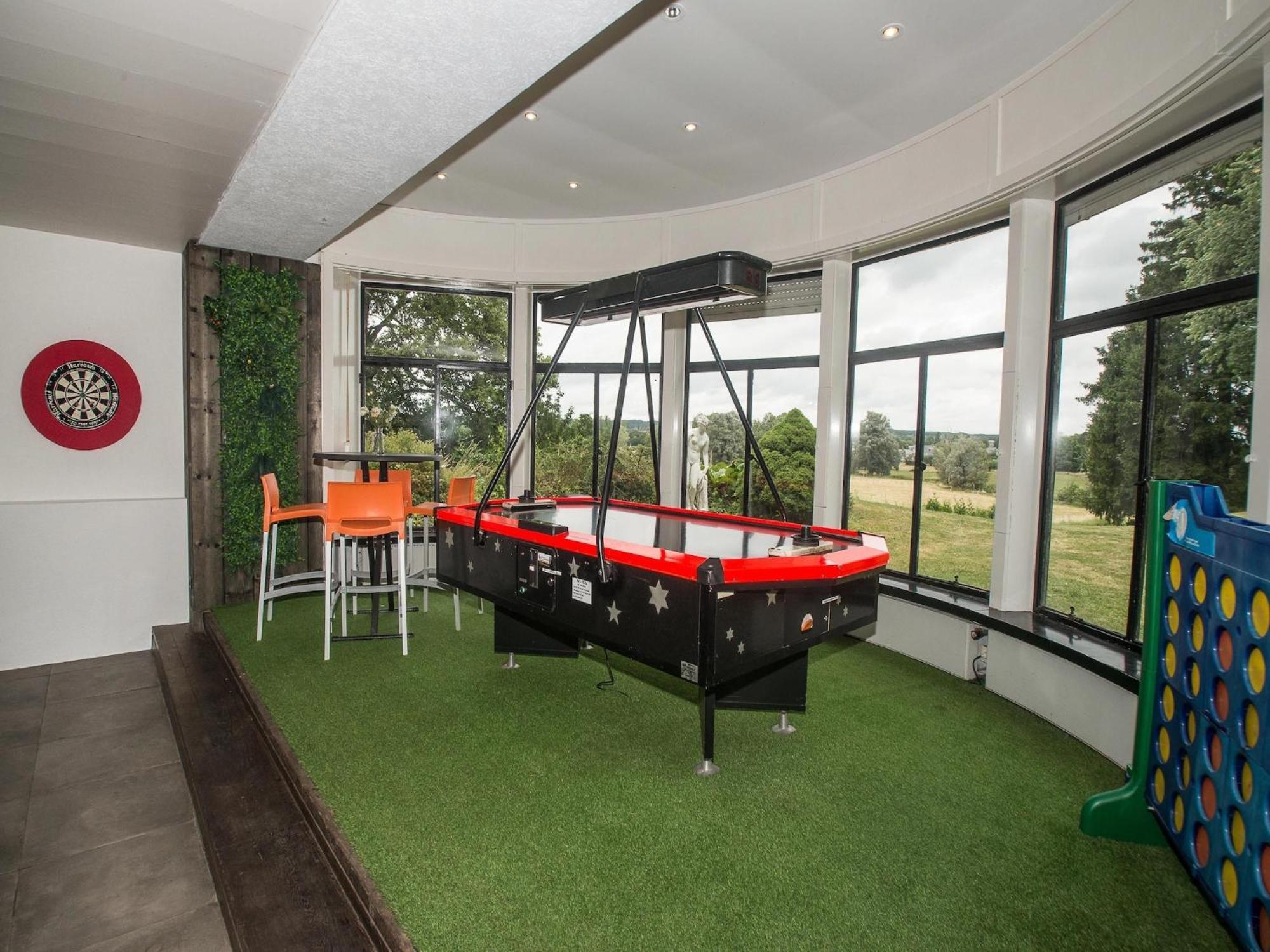 فيلا Luxurious Castle With Hot Tub In The Belgian Jamoigne المظهر الخارجي الصورة