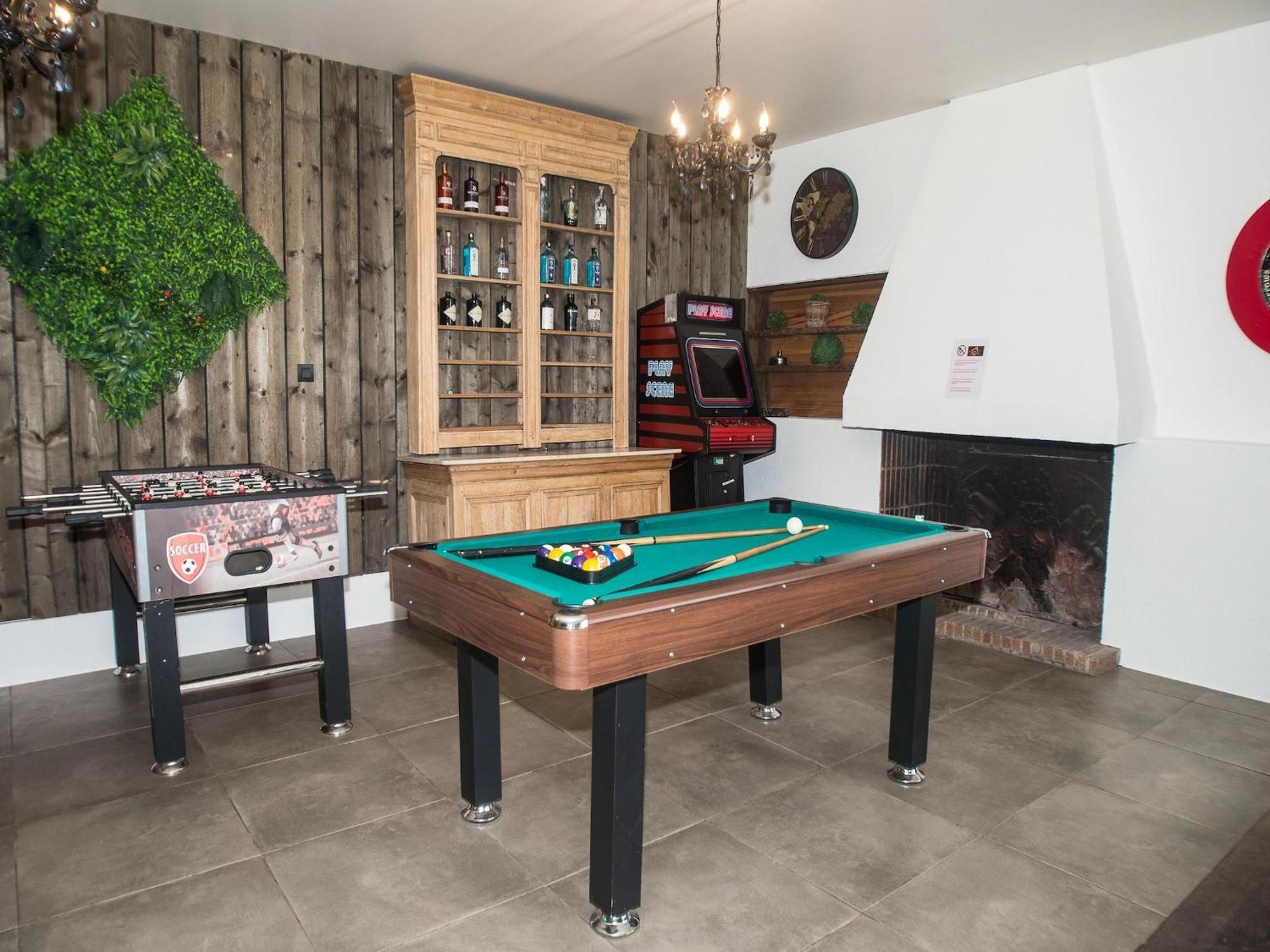 فيلا Luxurious Castle With Hot Tub In The Belgian Jamoigne المظهر الخارجي الصورة