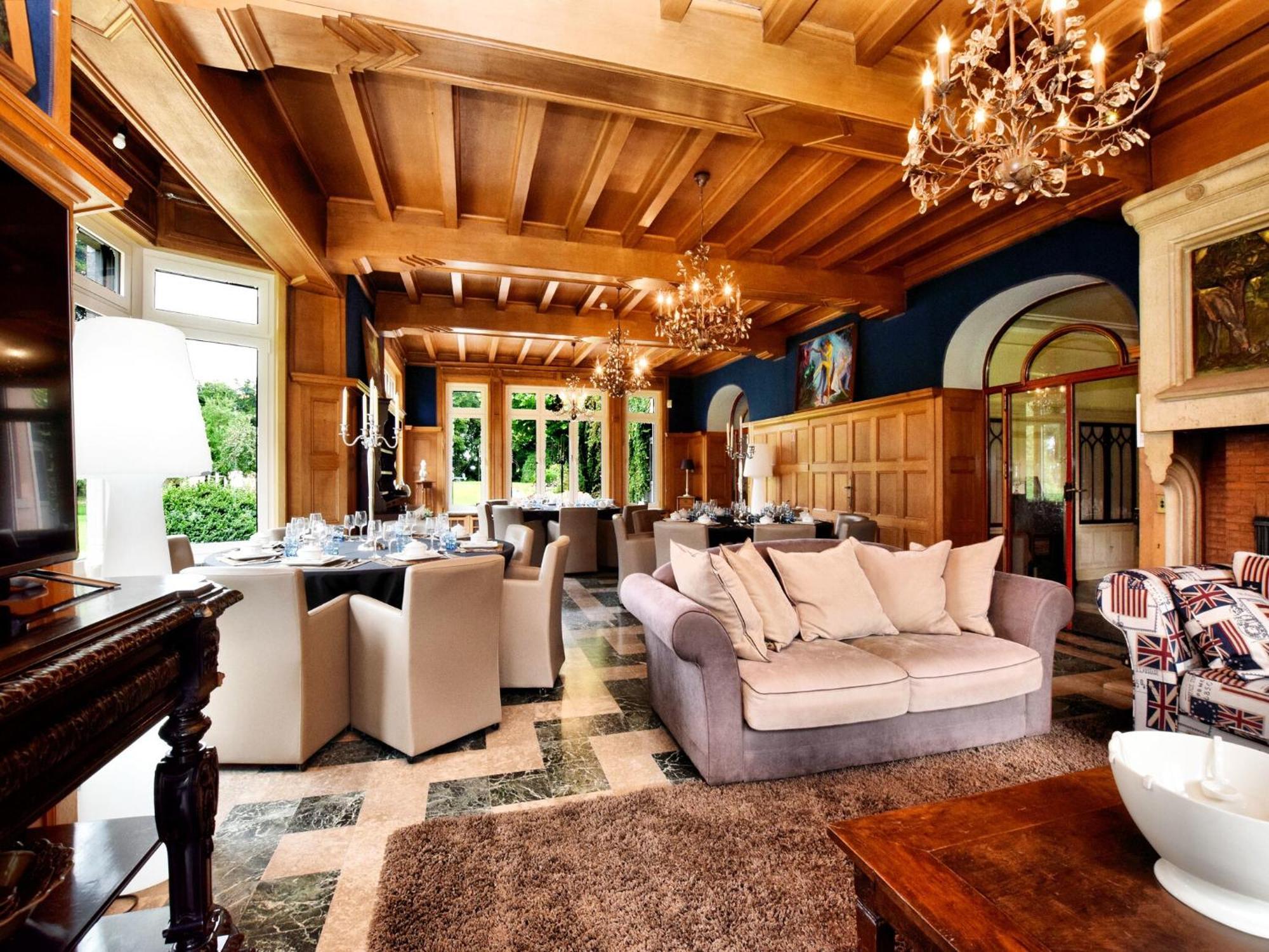 فيلا Luxurious Castle With Hot Tub In The Belgian Jamoigne المظهر الخارجي الصورة
